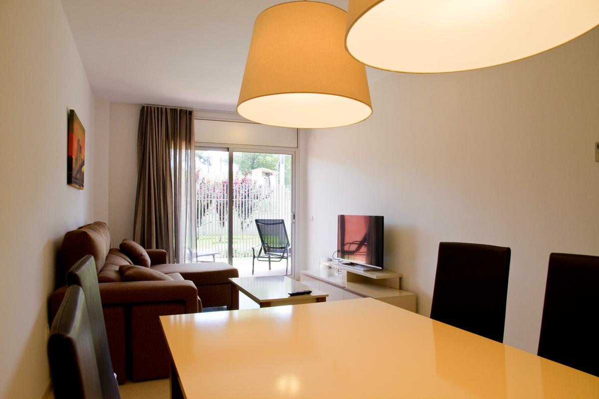 Paradise Village | Rentalmar